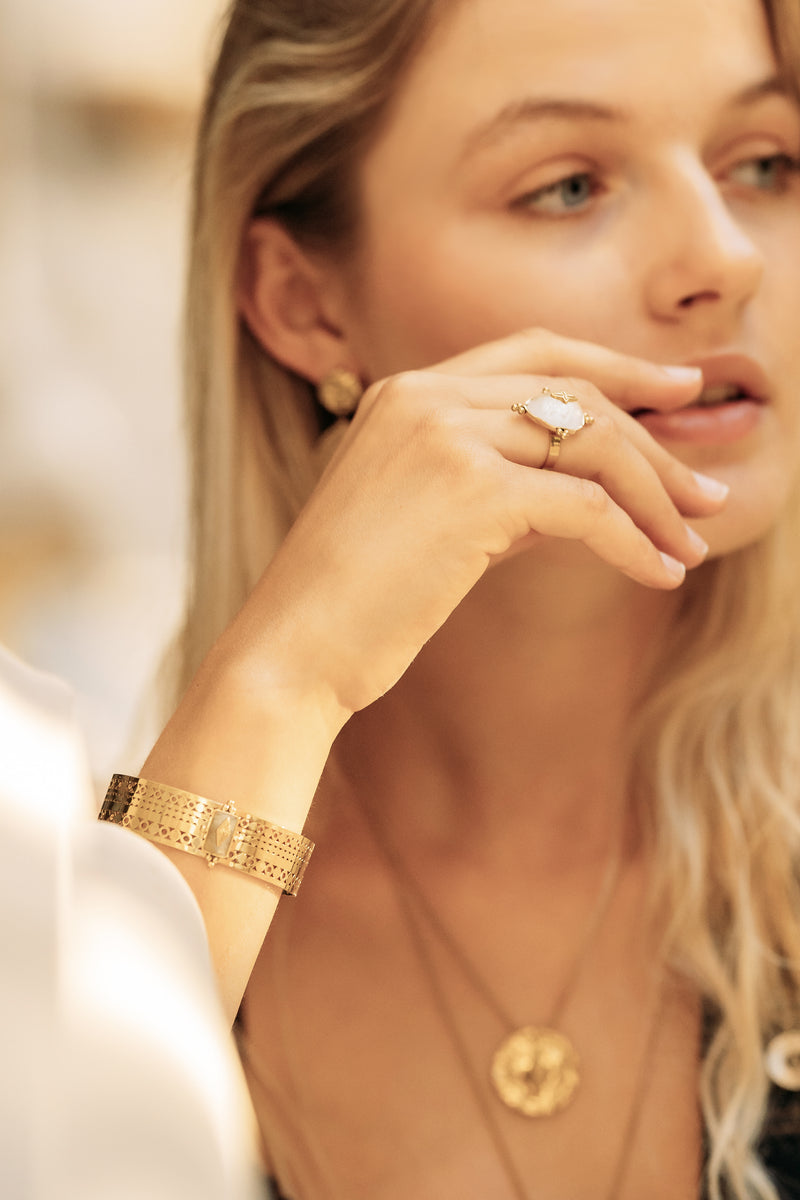BAGUE SILOÉ, EN QUARTZ BLANC