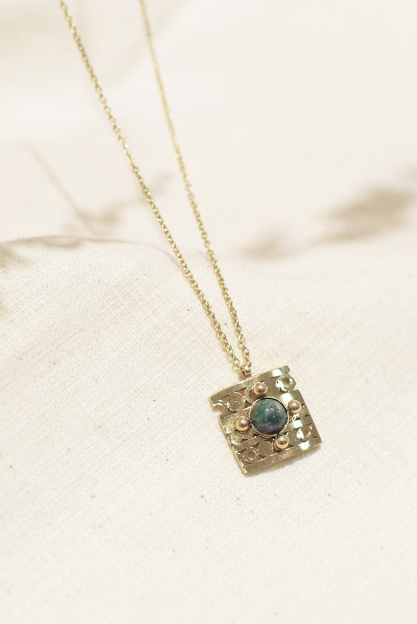 COLLIER ARMANCE, EN FUSCHITE VERTE