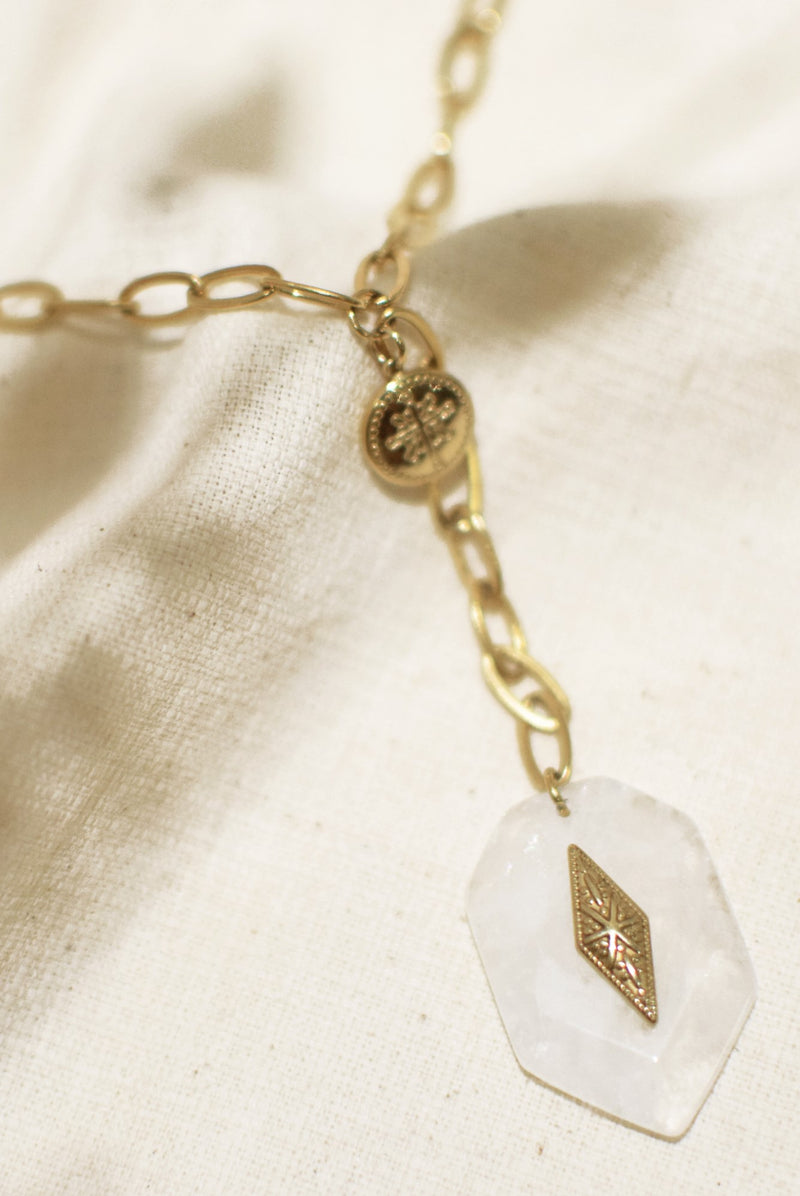 COLLIER À MAILLES LARGES ISORE, EN QUARTZ BLANC