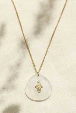 COLLIER SILOÉ, EN QUARTZ BLANC