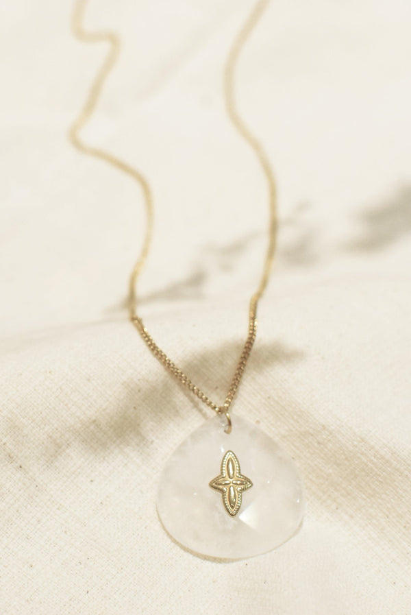 COLLIER SILOÉ, EN QUARTZ BLANC
