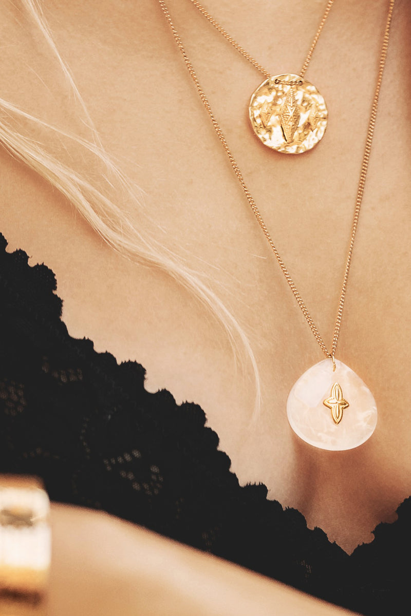 COLLIER À MÉDAILLE ISORE