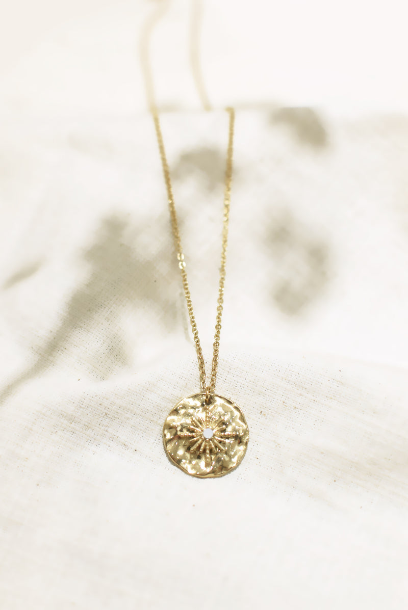 COLLIER LONG À MÉDAILLE AGLAÉ