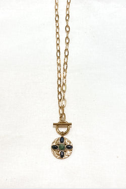 COLLIER CONSTANCE, EN HOWLITE NOIRE ET QUARTZ