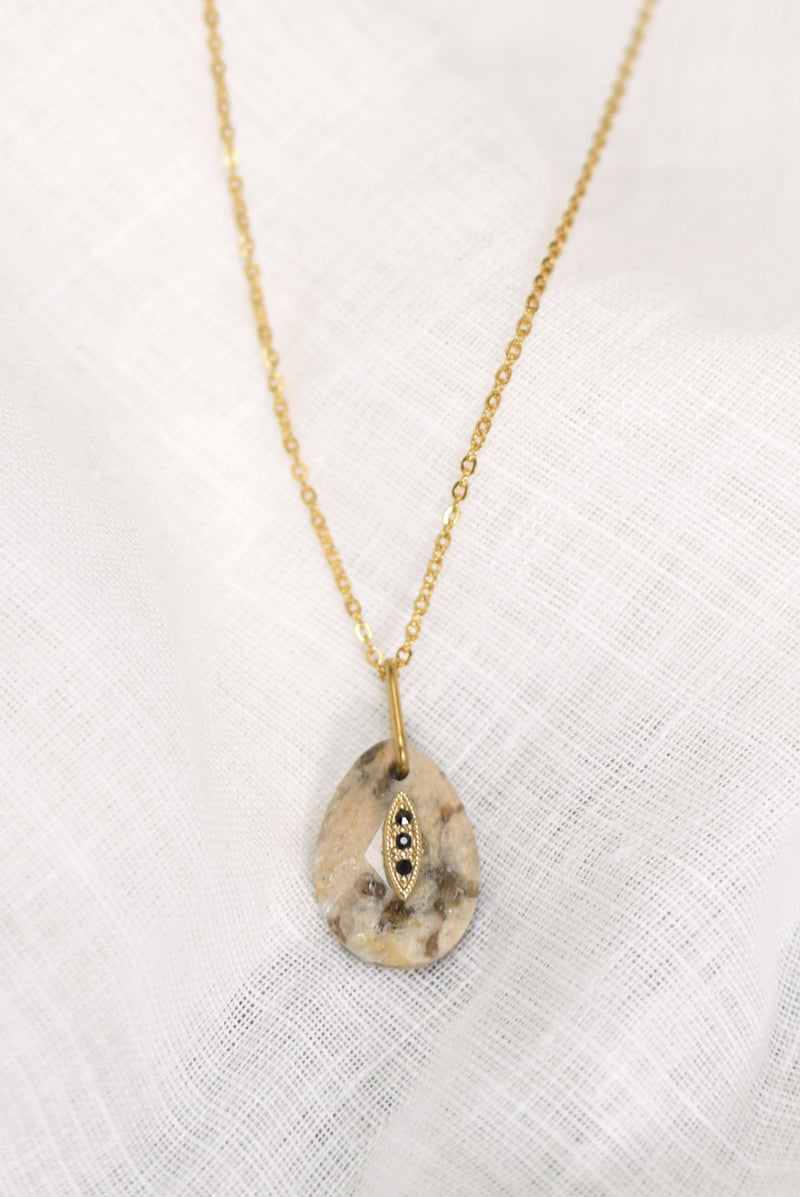 COLLIER COURT JEANNE, EN FELDSPATH GRAPHIQUE