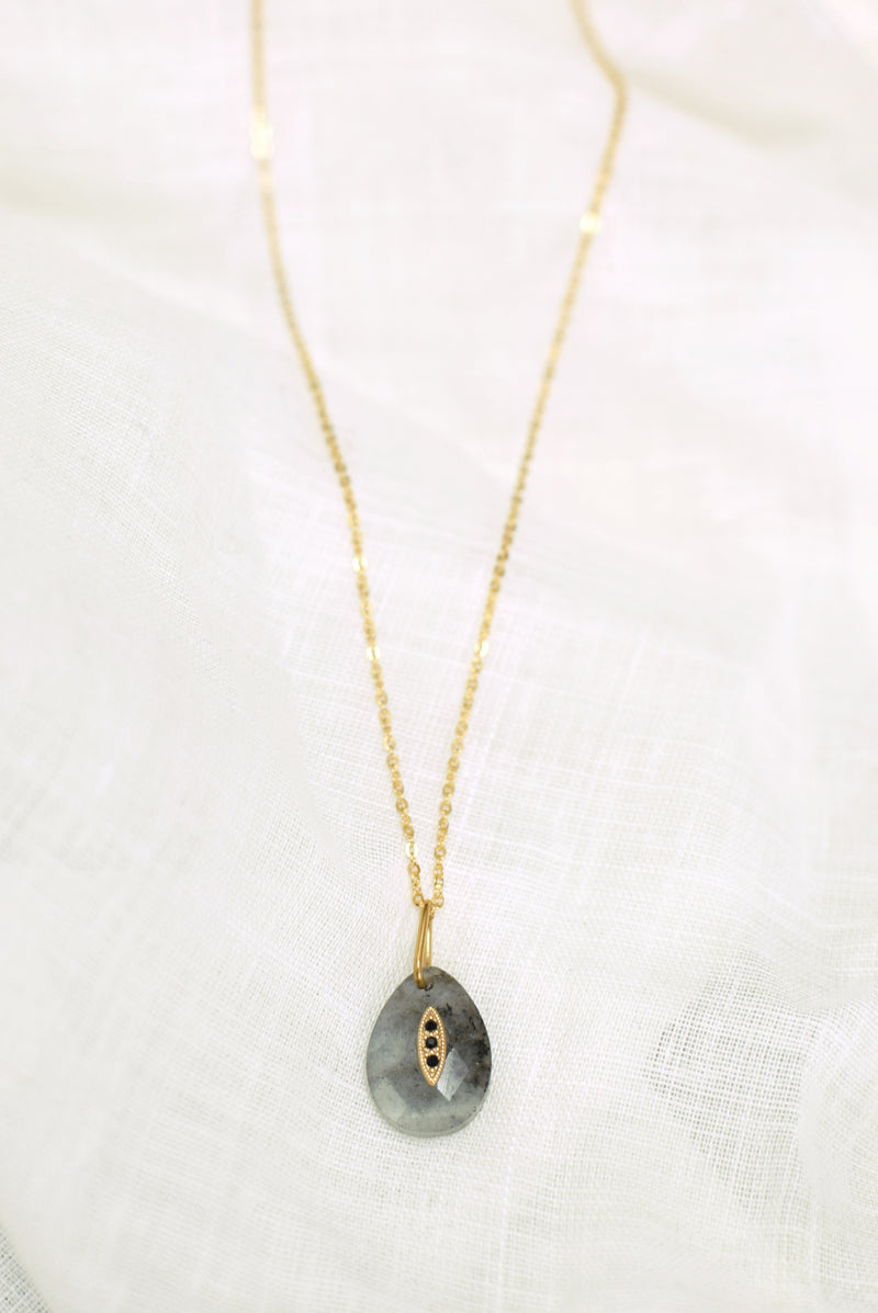 COLLIER COURT JEANNE, EN LABRADORITE