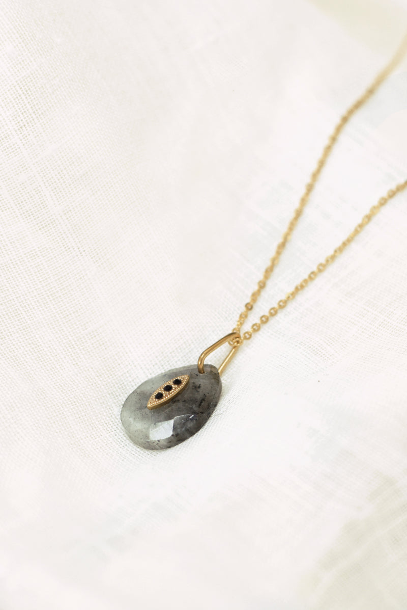 COLLIER COURT JEANNE, EN LABRADORITE