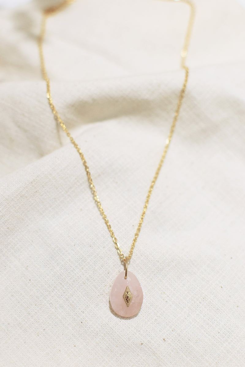 COLLIER COURT ISORE, EN QUARTZ ROSE